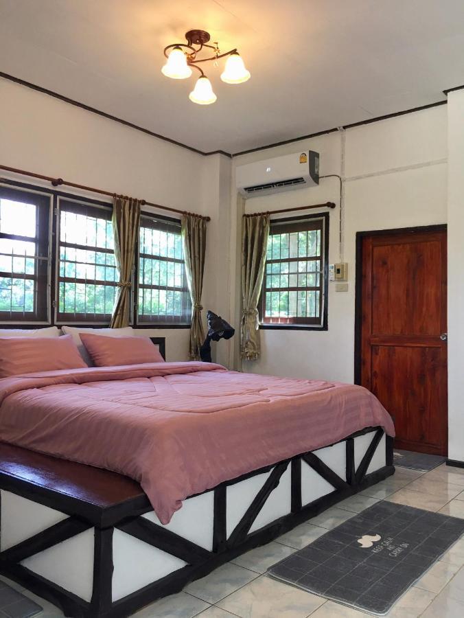 Bed and Breakfast Nan Waterside Hong Bon Nern Esterno foto