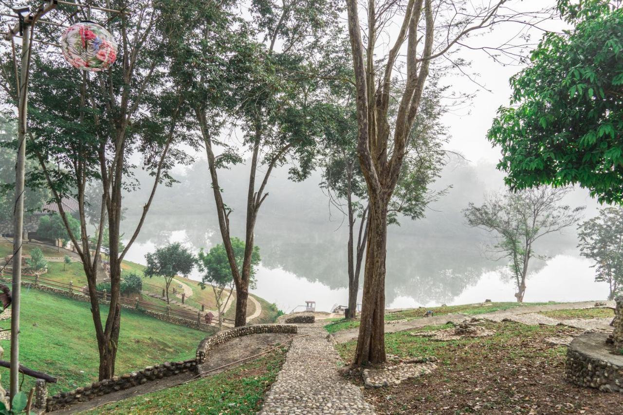 Bed and Breakfast Nan Waterside Hong Bon Nern Esterno foto